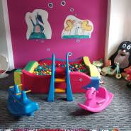 Nový Krteček opět ožil malbami výtvarnice Kateřiny Preisové